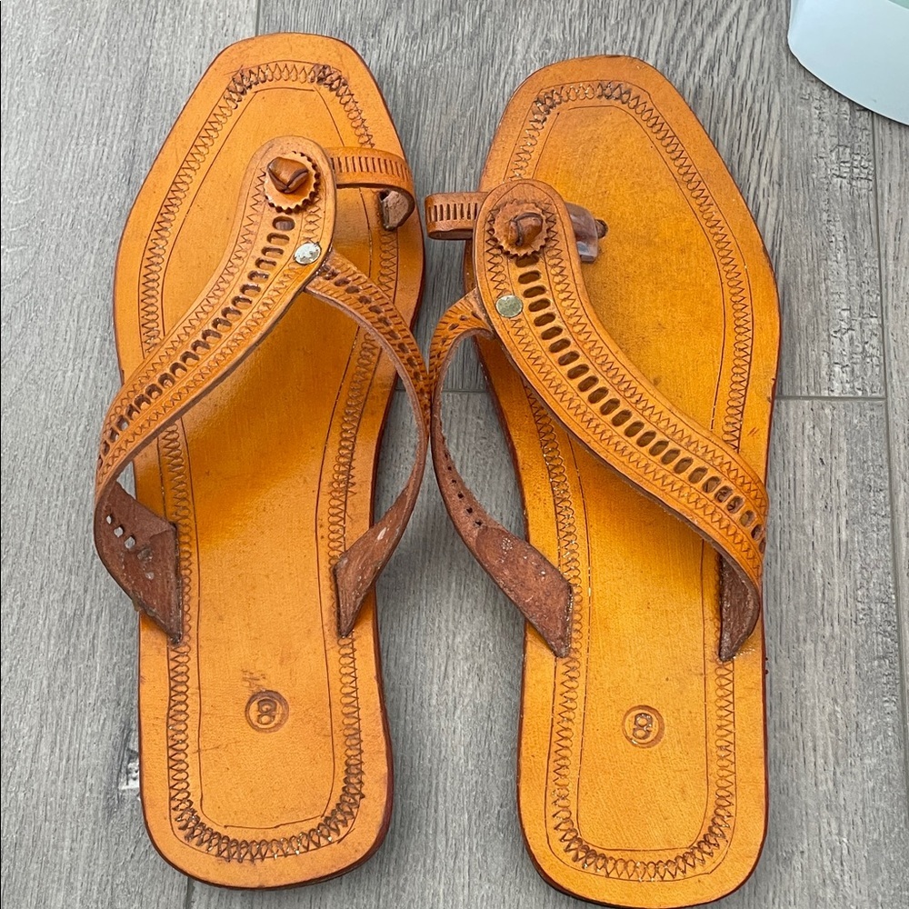 Kolhapuri Chappal Handcrafted Leather Sandals - Tan size 8